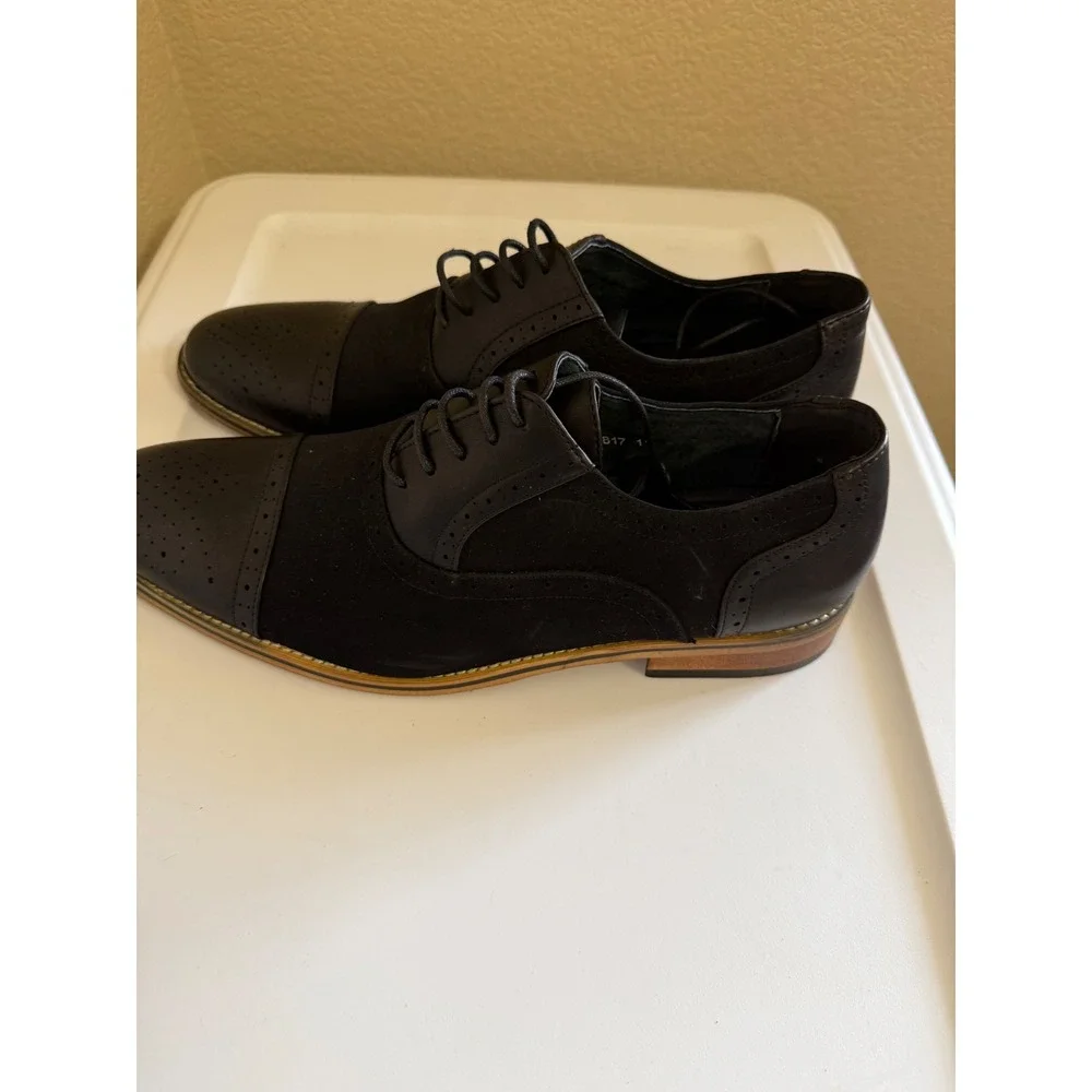 UV Signature Mens Black Oxford Dress Shoes  Size 11